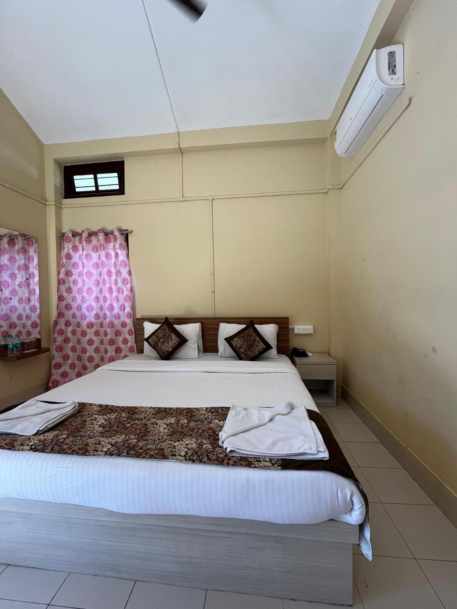 Tezpur Jironi Resort מראה חיצוני תמונה