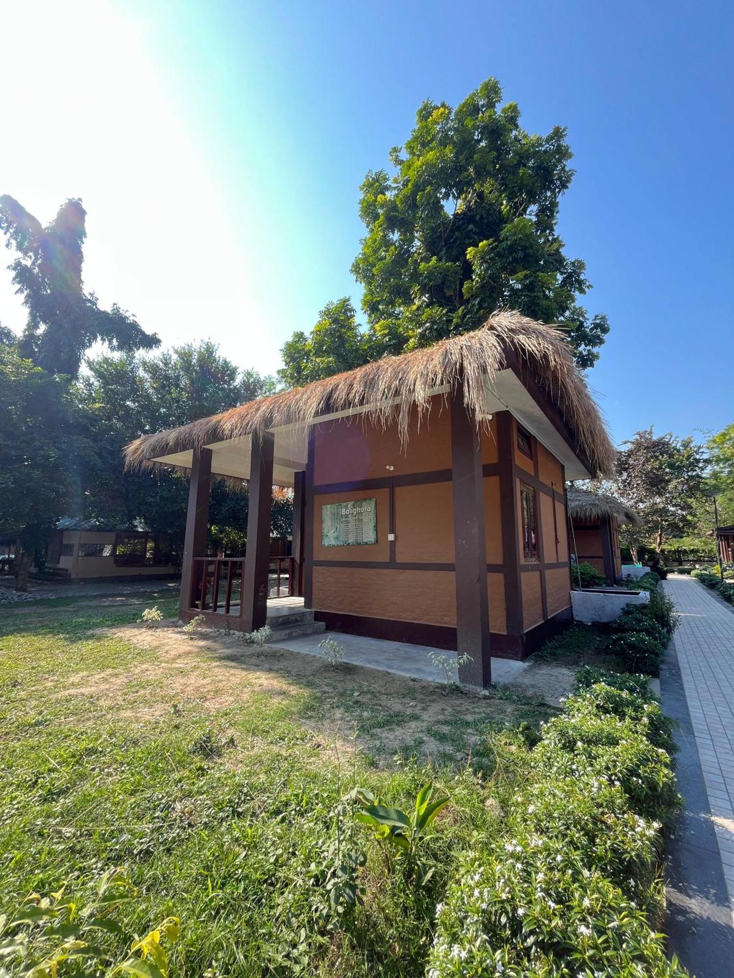 Tezpur Jironi Resort מראה חיצוני תמונה