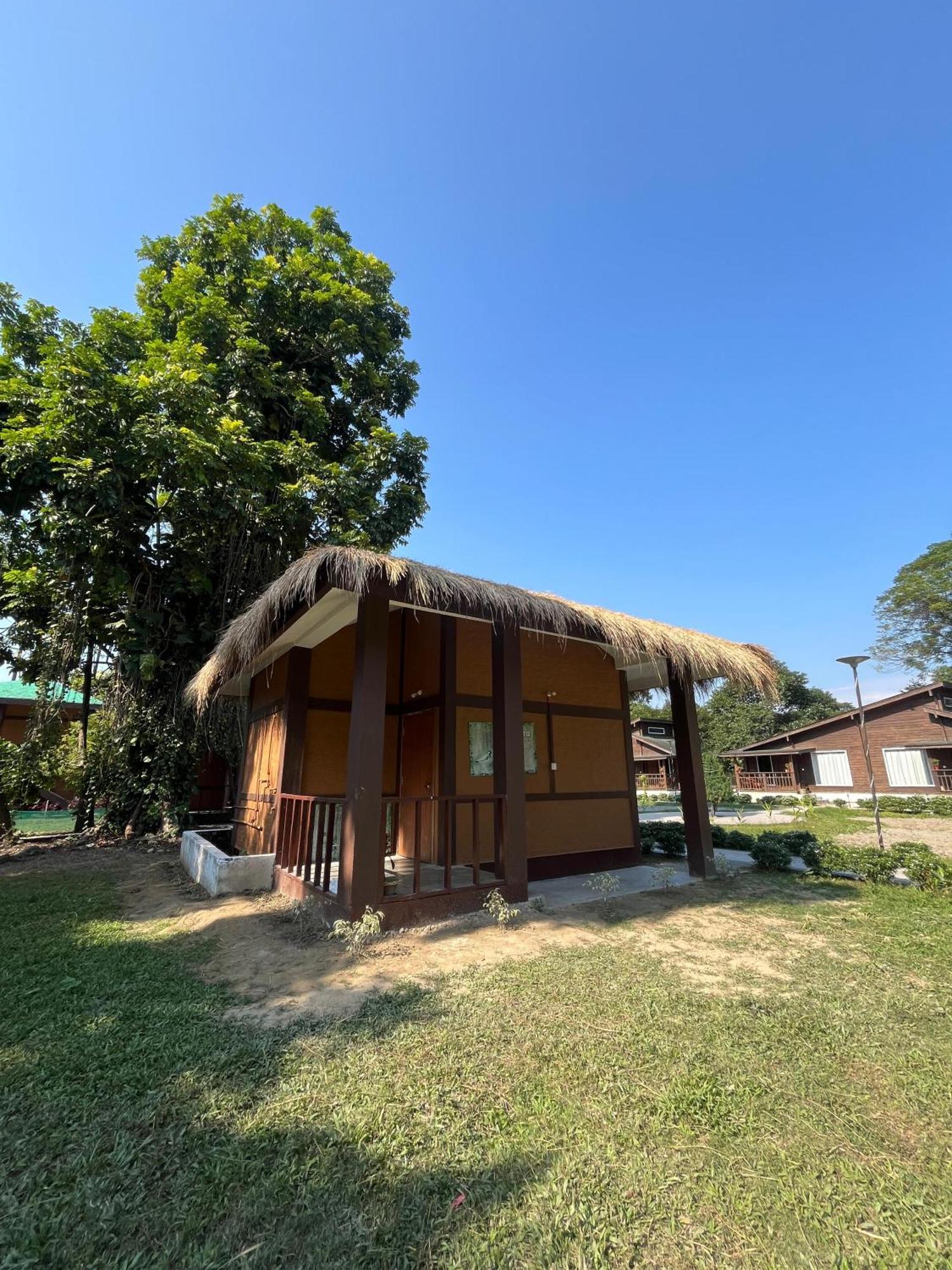 Tezpur Jironi Resort מראה חיצוני תמונה